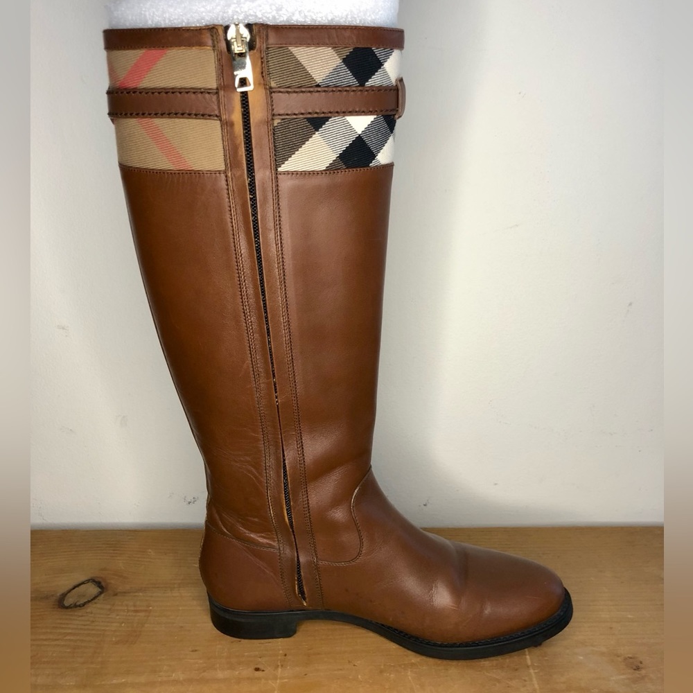 Burberry Dougal Check Trim Riding Boot Size 6.5 - Picture 5 of 13